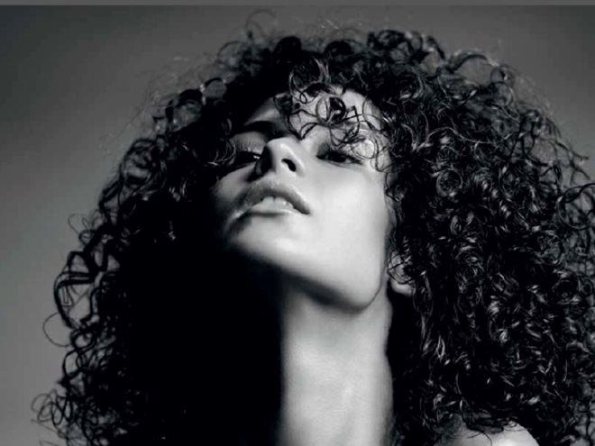 New Twisted Collection Elasticity for Curls